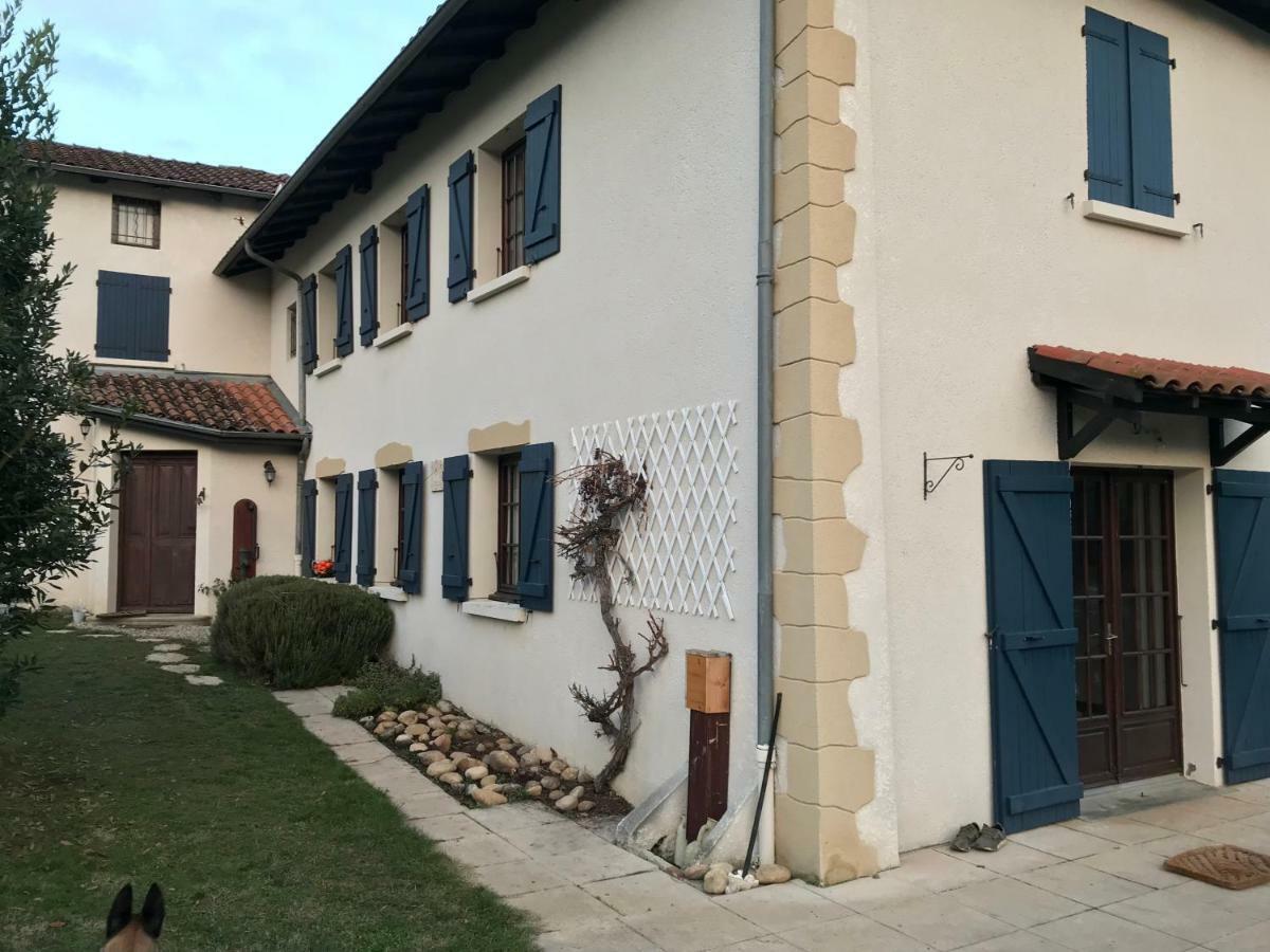 Le Regrimet Avec Parking Gratuit Et Prive Acomodação com café da manhã Lens-Lestang Exterior foto